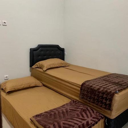 Guest House / Homestay Bukit Mutiara Residence Ngingas Luaran gambar