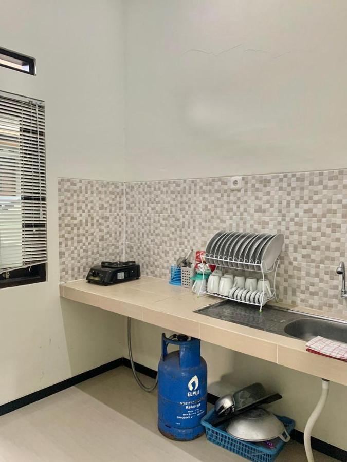 Guest House / Homestay Bukit Mutiara Residence Ngingas Luaran gambar